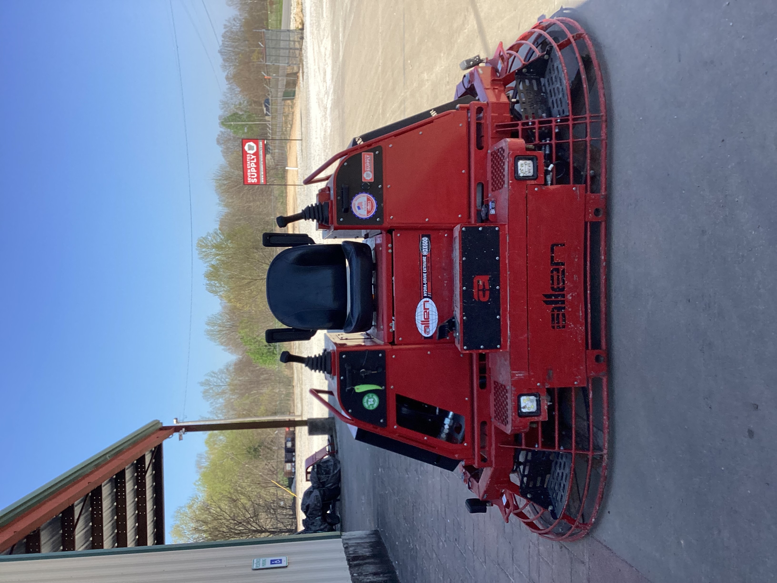 ALLEN HDX600 RIDING TROWEL (USED)